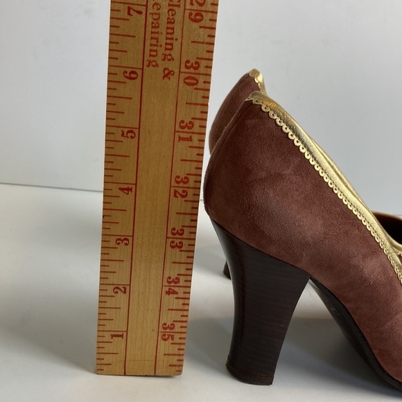 Chie Mihara Suede Pumps Heels Cut-out Detail 38 1/2 Bollywood Pin-up Retro Party - Picture 3 of 16